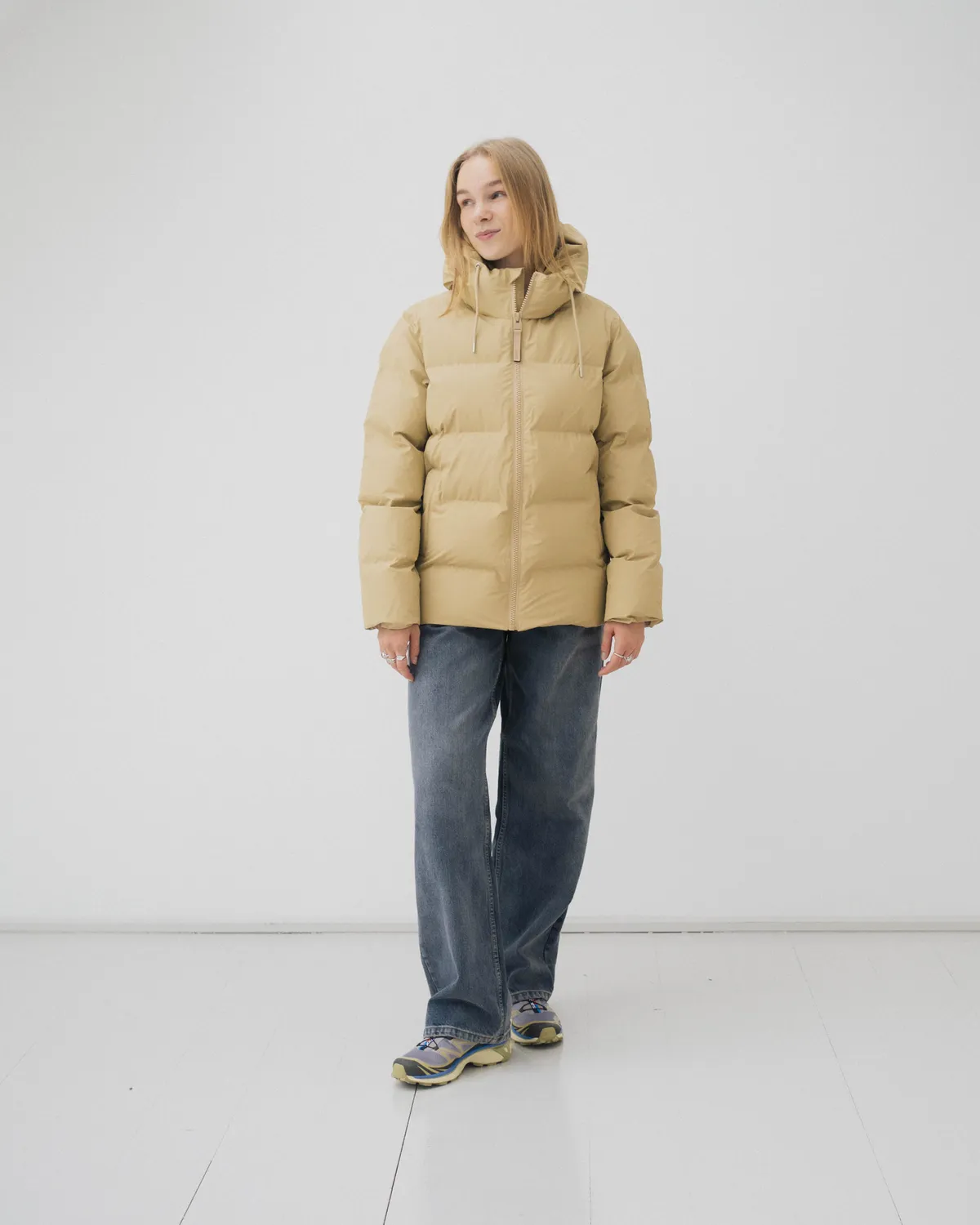 Alta Puffer Jacket W3T3 - Sand