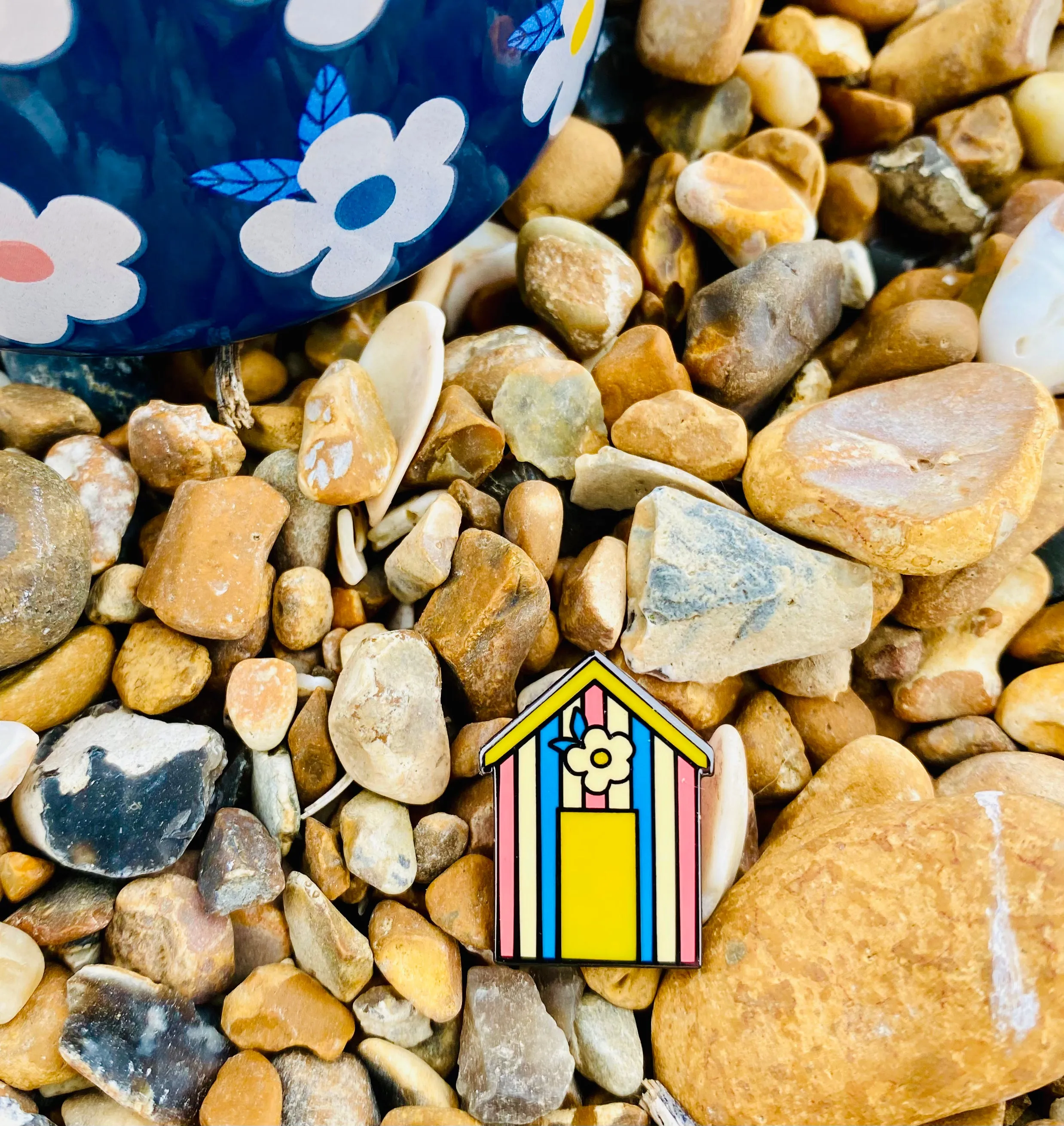 Beach Hut Pin Badge - Enamelhappy
