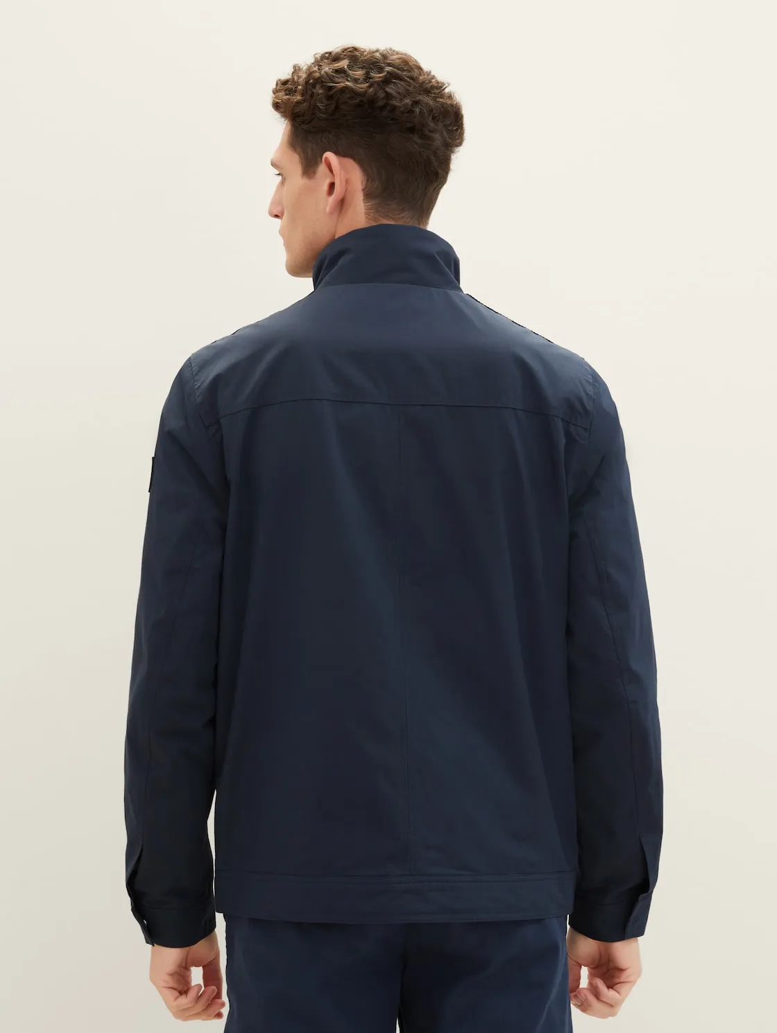 CASUAL JACKET